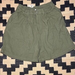 Aerie Sage Green Women's Bermudas